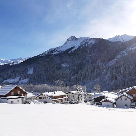 Haus Adrian Lägenhet Wald am Arlberg Exteriör bild