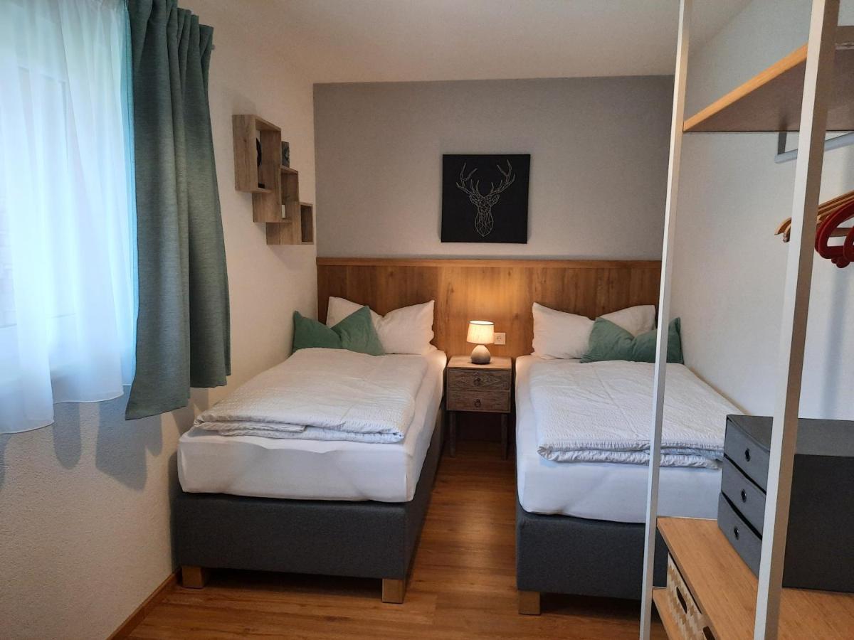Haus Adrian Lägenhet Wald am Arlberg Exteriör bild