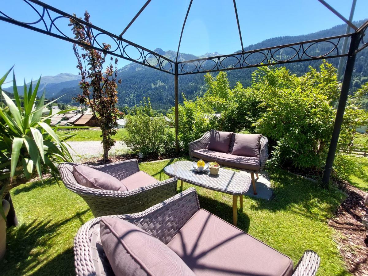 Haus Adrian Lägenhet Wald am Arlberg Exteriör bild