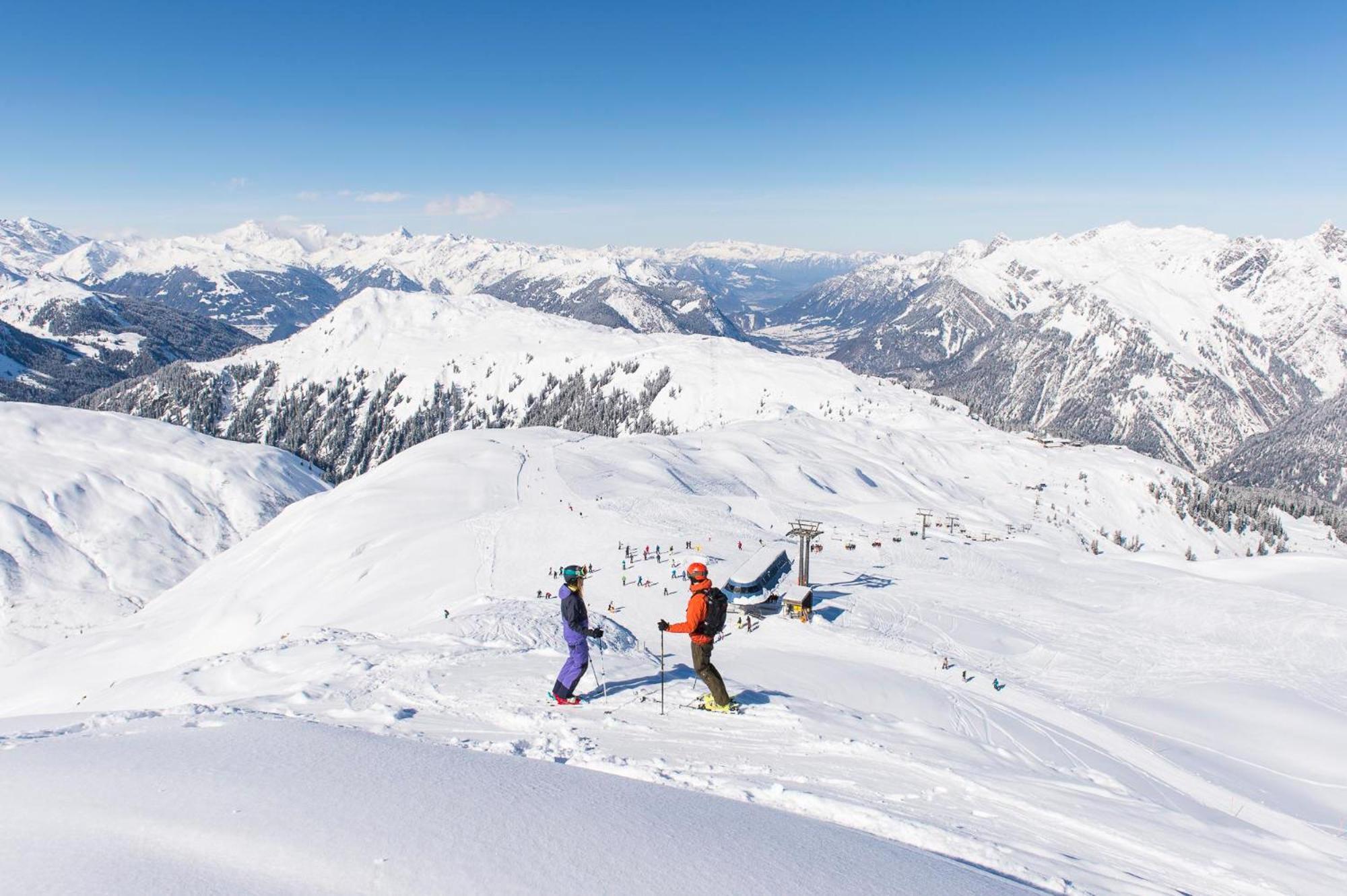 Haus Adrian Lägenhet Wald am Arlberg Exteriör bild