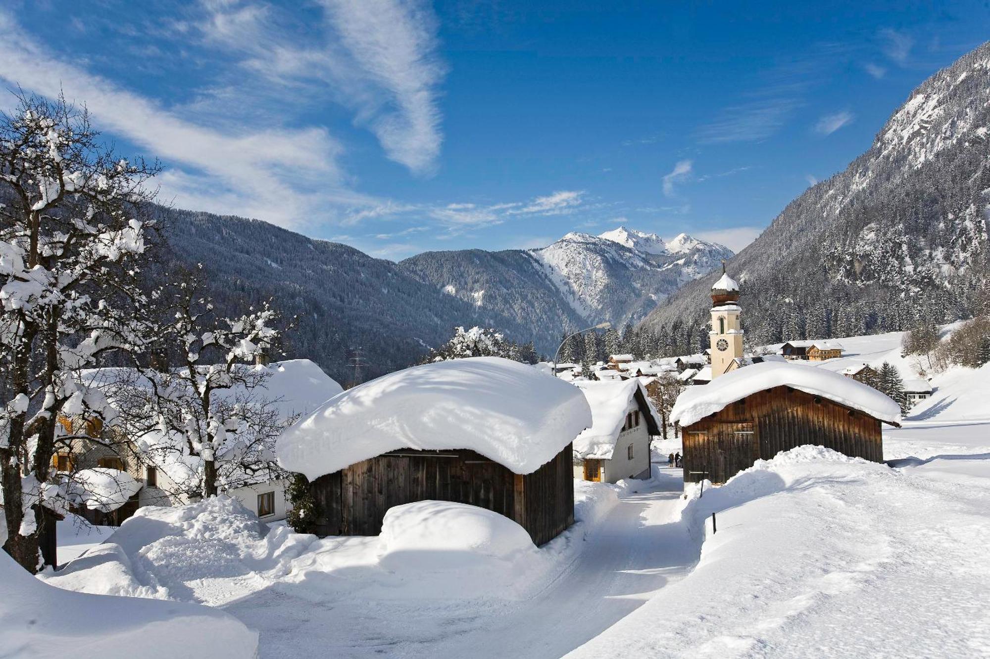 Haus Adrian Lägenhet Wald am Arlberg Exteriör bild