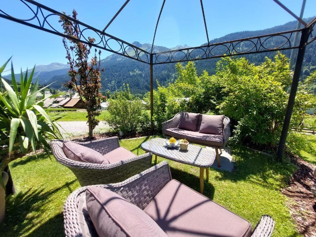 Haus Adrian Lägenhet Wald am Arlberg Exteriör bild