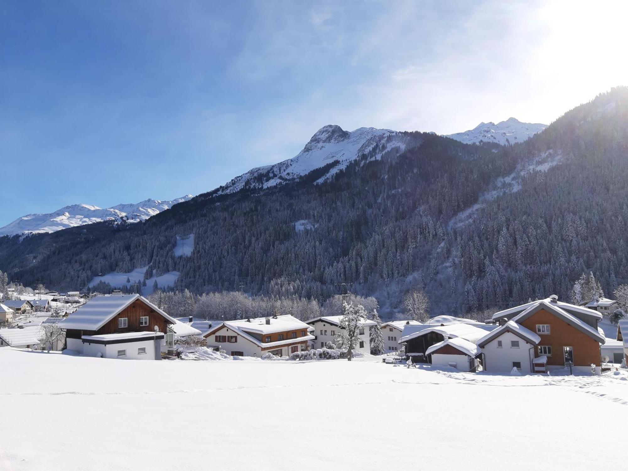 Haus Adrian Lägenhet Wald am Arlberg Exteriör bild